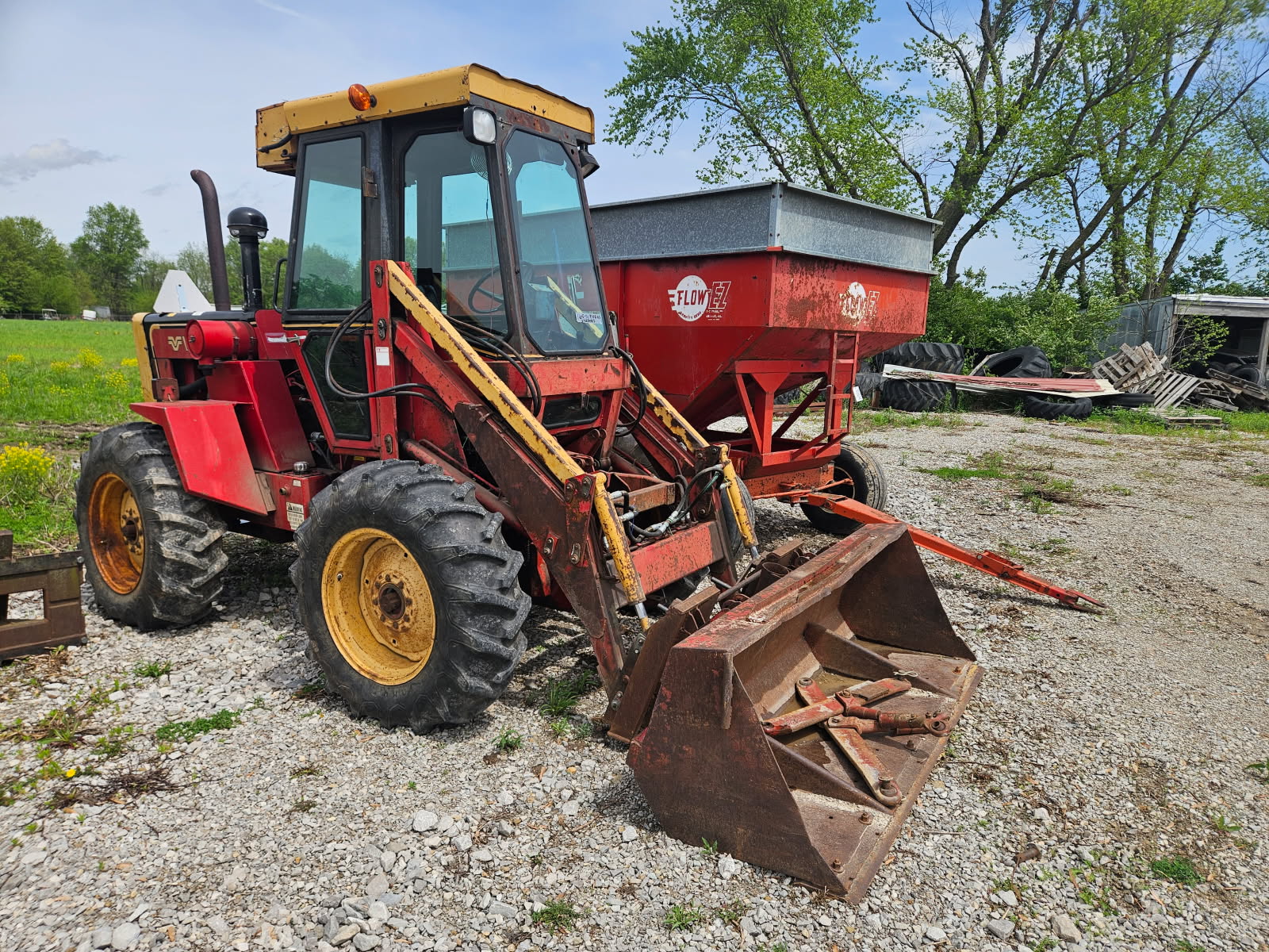 Click on it 1983 Versatile 160 Bi Directional 4x4 (39)